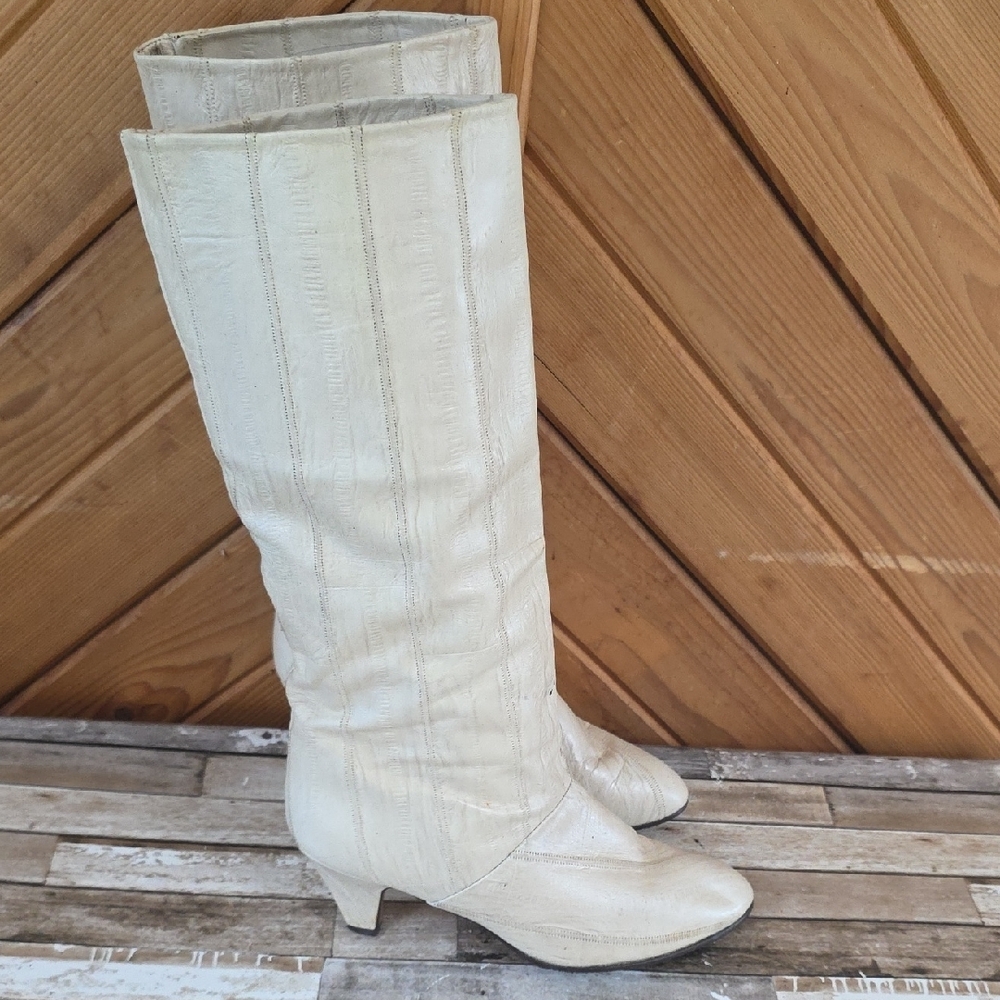 Women's Cream  Leather Knee-High Kitten Heel Boots